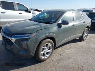 2025 Chevrolet Trax LS with VIN KL77LFEP8SC066146, listed as a IAAI auction lot 41735717 with 8,784 mi miles and . Bid and sale history available at DreamBid. Image 2.