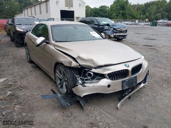 2016 BMW 4 Series 428i xDrive with VIN WBA3T1C58GP822626, listed as a IAAI auction lot 40211587 with 82,285 mi miles. Bid and sale history available at carsss.com. Image 6.