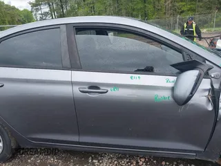 2018 Hyundai Accent SE with VIN 3KPC24A35JE015593, listed as a IAAI auction lot 41973931 with 119,135 mi miles and . Bid and sale history available at carsss.com. Image 13.