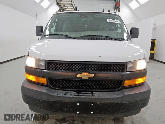 2020 Chevrolet Express Cargo with VIN 1GCWGAFG5L1277807, listed as a Copart auction lot 62069415 with 186,206 mi miles and Clean title. Bid and sale history available at DreamBid. Image 5.