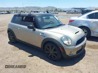 2010 MINI Hardtop S with VIN WMWMF7C50ATZ71187, listed as a IAAI auction lot 42440637 with 82,595 mi miles and . Bid and sale history available at DreamBid. Image 1.