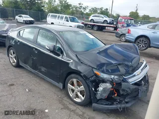 2012 Chevrolet Volt with VIN 1G1RD6E45CU116827, listed as a IAAI auction lot 40511707 with 190,575 mi miles. Bid and sale history available at carsss.com. Image 1.