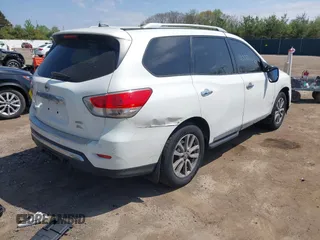 2014 Nissan Pathfinder SV with VIN 5N1AR2MM7EC703101, listed as a IAAI auction lot 42221242 with 178,237 mi miles and . Bid and sale history available at DreamBid. Image 4.