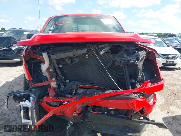 2021 Ford F-150 XL z VIN 1FTEW1CP8MKD05727, wystawiony jako IAAI lot #42375464 z przebiegiem 55 647 mil mil oraz . Historia ofert i sprzedaży dostępna na DreamBid. Obrazek 13.