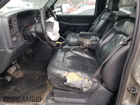 2001 Chevrolet Silverado 3500 LS with VIN 1GCJK33G81F166788, listed as a Copart auction lot 43693315 with 428,170 mi miles and Salvage Title. Bid and sale history available at carsss.com. Image 7.