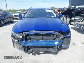 2018 Jaguar XE 25t Premium with VIN SAJAD4FX7JCP24113, listed as a IAAI auction lot 41984954 with 91,318 mi miles. Bid and sale history available at carsss.com. Image 12.