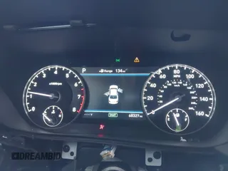 2017 Genesis G90 3.3T Premium with VIN KMHG34JA7HU033033, listed as a IAAI auction lot 41457798 with 68,327 mi miles. Bid and sale history available at carsss.com. Image 7.