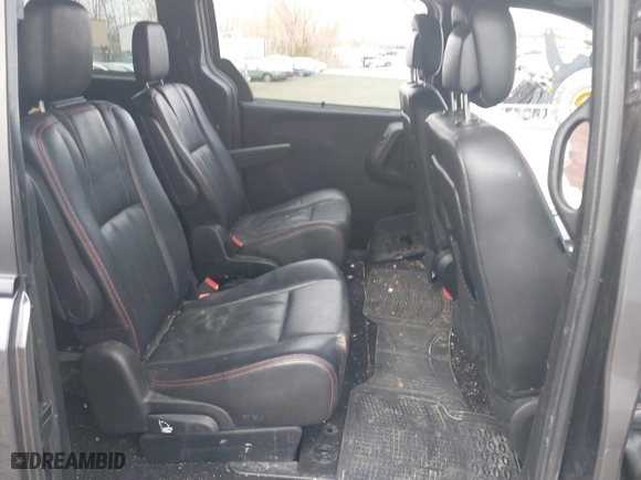 2018 Dodge Grand Caravan GT with VIN 2C4RDGEG8JR220956, listed as a IAAI auction lot 41828202 with 149,386 mi miles. Bid and sale history available at carsss.com. Image 8.