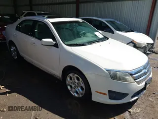 2010 Ford Fusion SE with VIN 3FAHP0HAXAR111738, listed as a IAAI auction lot 41785029 with 210,576 mi miles. Bid and sale history available at carsss.com. Image 1.