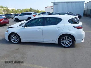 2016 Lexus CT 200h z VIN JTHKD5BH2G2274942, wystawiony jako IAAI lot #42281358 z przebiegiem 68 167 mil mil oraz . Historia ofert i sprzedaży dostępna na DreamBid. Obrazek 14.