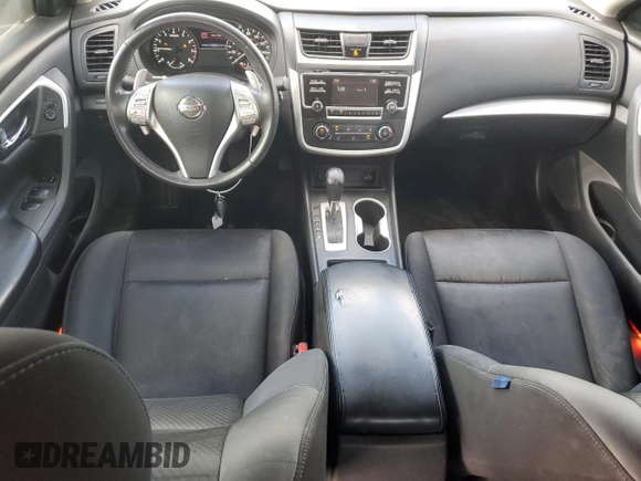 2016 Nissan Altima SL z VIN 1N4BL3AP7GC248886, wystawiony jako Copart lot #52688035 z przebiegiem 121 984 mil mil oraz Szkoda całkowita • Salvage title. Historia ofert i sprzedaży dostępna na DreamBid. Obrazek 8.