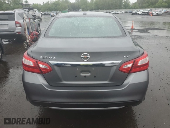 2017 Nissan Altima S z VIN 1N4AL3AP4HC243691, wystawiony jako Copart lot #56223285 z przebiegiem 101 332 mil mil oraz Szkoda całkowita • Salvage title. Historia ofert i sprzedaży dostępna na DreamBid. Obrazek 6.