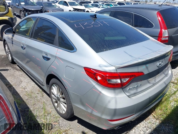 2015 Hyundai Sonata Limited with VIN 5NPE34AF0FH035785, listed as a IAAI auction lot 42082394 with 151,370 mi miles and . Bid and sale history available at DreamBid. Image 3.