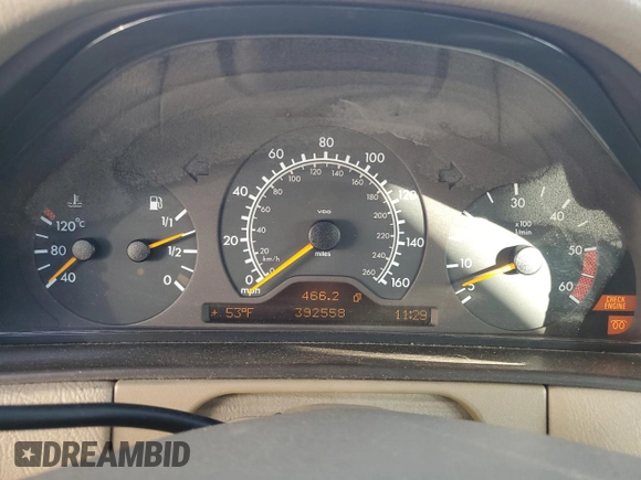 1998 Mercedes-Benz E 320 with VIN WDBJF25F4WA504385, listed as a Copart auction lot 79555844 with 392,558 mi miles and Clean Title. Bid and sale history available at DreamBid. Image 9.