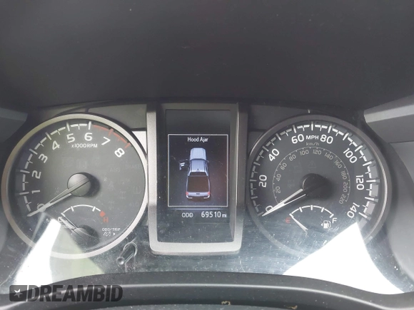 2017 Toyota Tacoma SR5 with VIN 3TMDZ5BN7HM017433, listed as a IAAI auction lot 42303178 with 69,510 mi miles and . Bid and sale history available at DreamBid. Image 7.
