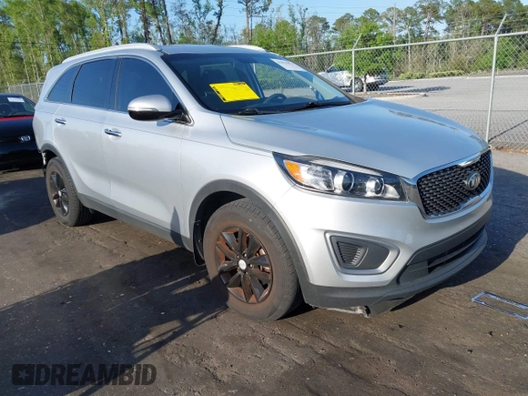 2016 Kia Sorento LX with VIN 5XYPG4A57GG069736, listed as a IAAI auction lot 41954474 with 131,150 mi miles. Bid and sale history available at carsss.com. Image 1.