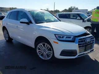 2019 Audi Q5 Premium Plus with VIN WA1BNAFYXK2096914, listed as a IAAI auction lot 41661781 with 51,691 mi miles. Bid and sale history available at carsss.com. Image 1.