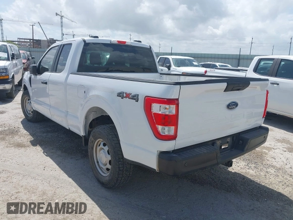 2022 Ford F-150 XL with VIN 1FTFX1E55NKD43897, listed as a IAAI auction lot 42512714 with 55,078 mi miles and . Bid and sale history available at DreamBid. Image 3.