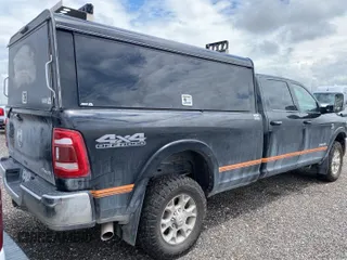2022 Ram 2500 Laramie with VIN 3C6UR5KL2NG322628, listed as a IAAI auction lot 42726901 with 84,704 mi miles and . Bid and sale history available at DreamBid. Image 10.