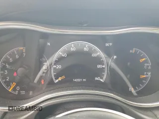 2020 Jeep Grand Cherokee Limited with VIN 1C4RJEBGXLC246617, listed as a Copart auction lot 59770475 with 142,221 mi miles and Salvage title. Bid and sale history available at DreamBid. Image 9.