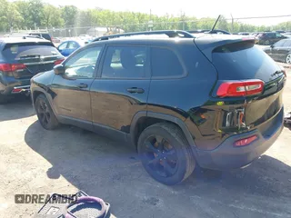 2017 Jeep Cherokee Altitude с VIN 1C4PJLAS6HW595992, выставлен на аукционе IAAI как лот 42242411 с пробегом 133 550 миль миль и . История ставок и продаж доступна на DreamBid. Изображение 3.