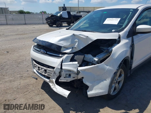2014 Ford Escape SE with VIN 1FMCU0G93EUD22536, listed as a IAAI auction lot 42045733 with 145,983 mi miles. Bid and sale history available at carsss.com. Image 6.