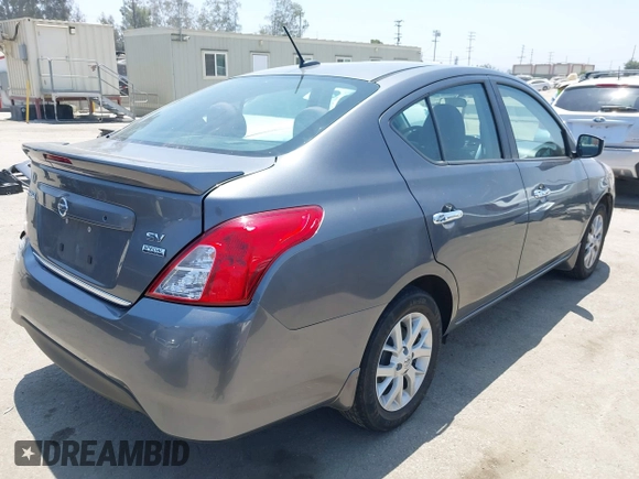 2017 Nissan Versa S Plus с VIN 3N1CN7AP3HL842240, выставлен на аукционе IAAI как лот 42593362 с пробегом 97 496 миль миль и . История ставок и продаж доступна на DreamBid. Изображение 4.