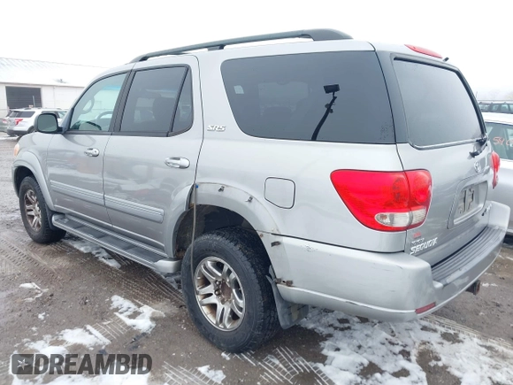 2005 Toyota Sequoia SR5 with VIN 5TDBT44A95S257043, listed as a IAAI auction lot 41562983 with 213,197 mi miles and . Bid and sale history available at DreamBid. Image 3.