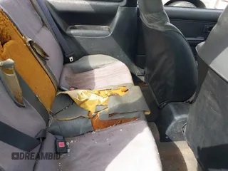 1992 Toyota Tercel z VIN JT2EL46B0N0239559, wystawiony jako IAAI lot #41890594 z przebiegiem 210 767 mil mil oraz . Historia ofert i sprzedaży dostępna na DreamBid. Obrazek 8.