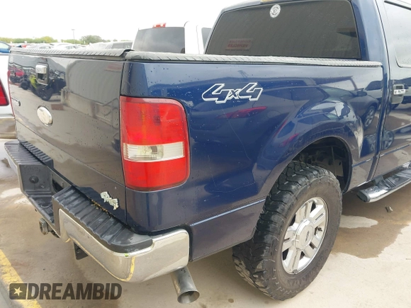 2007 Ford F-150 XLT z VIN 1FTRW14W47KD13710, wystawiony jako IAAI lot #42025634 z przebiegiem 297 307 mil mil oraz . Historia ofert i sprzedaży dostępna na DreamBid. Obrazek 6.