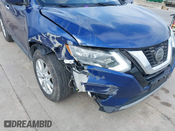 2018 Nissan Rogue SV with VIN 5N1AT2MV5JC711525, listed as a IAAI auction lot 41887956 with 153,893 mi miles. Bid and sale history available at carsss.com. Image 6.