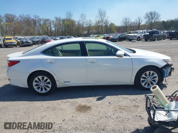 2013 Lexus ES 300h with VIN JTHBW1GG2D2007198, listed as a IAAI auction lot 42051431 with 235,480 mi miles and . Bid and sale history available at DreamBid. Image 14.