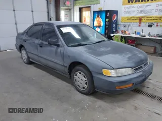 1997 Honda Accord DX with VIN 1HGCD5621VA005525, listed as a IAAI auction lot 42218121 with 196,053 mi miles and . Bid and sale history available at carsss.com. Image 1.