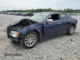 2014 Chrysler 300 C z VIN 2C3CCAET5EH118193, wystawiony jako Copart lot #56342115 z przebiegiem 168 505 mil mil oraz Szkoda całkowita • Salvage title. Historia ofert i sprzedaży dostępna na DreamBid. Obrazek 1.