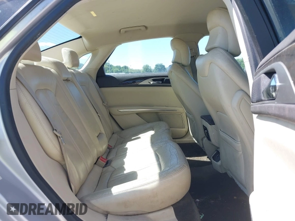 2014 Lincoln MKZ Hybrid with VIN 3LN6L2LU2ER814603, listed as a IAAI auction lot 39576919 with 116,367 mi miles and . Bid and sale history available at DreamBid. Image 8.