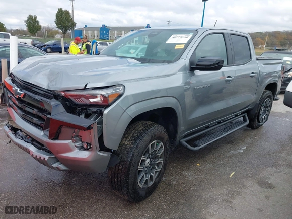 2023 Chevrolet Colorado 4WD Z71 with VIN 1GCPTDEK6P1137701, listed as a IAAI auction lot 40774940 with 10,818 mi miles. Bid and sale history available at carsss.com. Image 22.