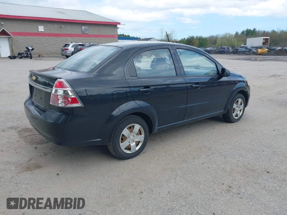 2011 Chevrolet Aveo 1LT z VIN KL1TD5DE9BB203861, wystawiony jako IAAI lot #42224197 z przebiegiem 126 327 mil mil oraz . Historia ofert i sprzedaży dostępna na DreamBid. Obrazek 4.