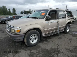 1997 Ford Explorer XLT z VIN 1FMDU35PXVZB69793, wystawiony jako Copart lot #70712774 z przebiegiem 138 243 mil mil oraz Szkoda całkowita • Salvage title. Historia ofert i sprzedaży dostępna na DreamBid. Obrazek 1.