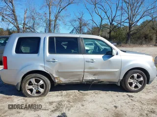 2012 Honda Pilot EX-L with VIN 5FNYF3H51CB022260, listed as a IAAI auction lot 41369328 with 138,829 mi miles. Bid and sale history available at carsss.com. Image 6.