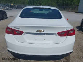 2018 Chevrolet Malibu LT with VIN 1G1ZD5ST0JF231357, listed as a IAAI auction lot 41980749 with 198,406 mi miles. Bid and sale history available at carsss.com. Image 16.