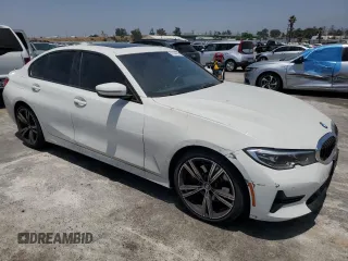 2022 BMW 3 Series 330i with VIN 3MW5R1J04N8C53879, listed as a Copart auction lot 57444544 with 27,972 mi miles and Salvage Title. Bid and sale history available at carsss.com. Image 4.