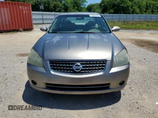 2005 Nissan Altima SE z VIN 1N4BL11D95N451242, wystawiony jako Copart lot #55942315 z przebiegiem 245 942 mil mil oraz Szkoda całkowita • Salvage title. Historia ofert i sprzedaży dostępna na DreamBid. Obrazek 5.