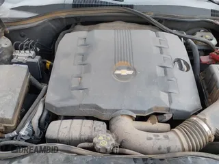 2013 Chevrolet Camaro LS с VIN 2G1FA1E32D9242826, выставлен на аукционе IAAI как лот 42762296 с пробегом 168 368 миль миль и . История ставок и продаж доступна на DreamBid. Изображение 18.