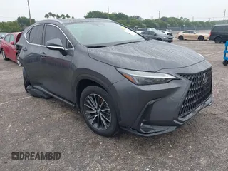 2022 Lexus NX with VIN 2T2GGCEZ5NC015203, listed as a IAAI auction lot 41391250 with 34,966 mi miles. Bid and sale history available at carsss.com. Image 1.