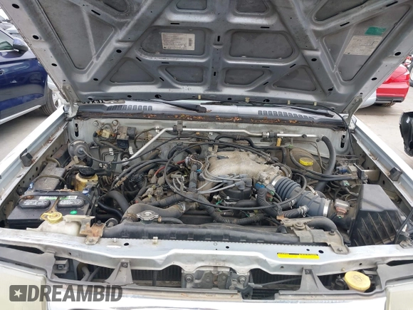 2000 Nissan Frontier XE with VIN 1N6ED27T2YC425703, listed as a IAAI auction lot 42687301 with 186,317 mi miles and . Bid and sale history available at DreamBid. Image 10.