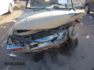 1984 Datsun 720 z VIN JN6ND01S9EW022655, wystawiony jako IAAI lot #41364439 z przebiegiem 242 833 mil mil oraz . Historia ofert i sprzedaży dostępna na DreamBid. Obrazek 11.