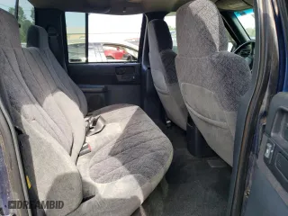 2002 GMC Sonoma SLS with VIN 1GTDT13W42K198720, listed as a Copart auction lot 59402374 with 106,175 mi miles and Salvage Title. Bid and sale history available at carsss.com. Image 10.