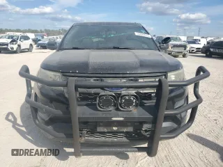 2016 Ford Utility Police Interceptor with VIN 1FM5K8AR0GGA78660, listed as a Copart auction lot 76689014 with 0 mi miles and Salvage Title. Bid and sale history available at carsss.com. Image 5.