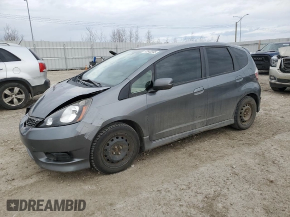 2013 Honda Fit Sport z VIN LUCGE8H70D3007465, wystawiony jako Copart lot #53542045 z przebiegiem 223 335 mil mil oraz Szkoda całkowita • Salvage title. Historia ofert i sprzedaży dostępna na DreamBid. Obrazek 1.