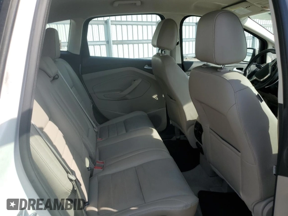 2014 Ford C-Max SEL z VIN 1FADP5BU0EL505784, wystawiony jako Copart lot #55427075 z przebiegiem 40 278 mil mil oraz Szkoda całkowita • Salvage title. Historia ofert i sprzedaży dostępna na DreamBid. Obrazek 10.